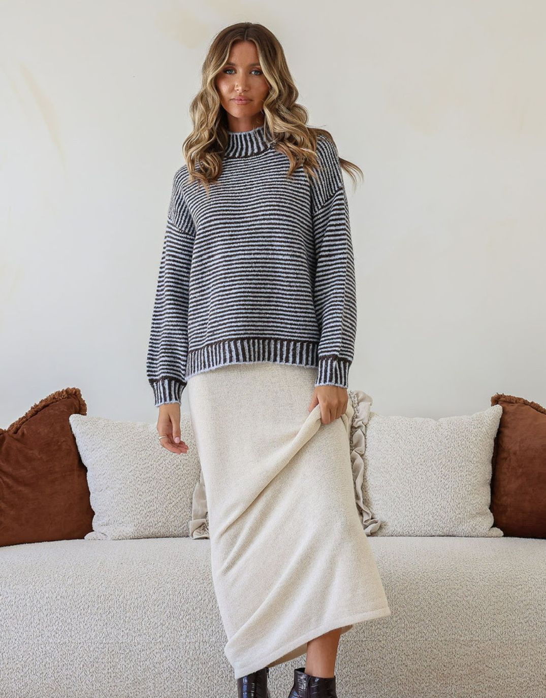 132-fashion-billie-stripe-knit-chocolate-powder-blue-womens-clothing