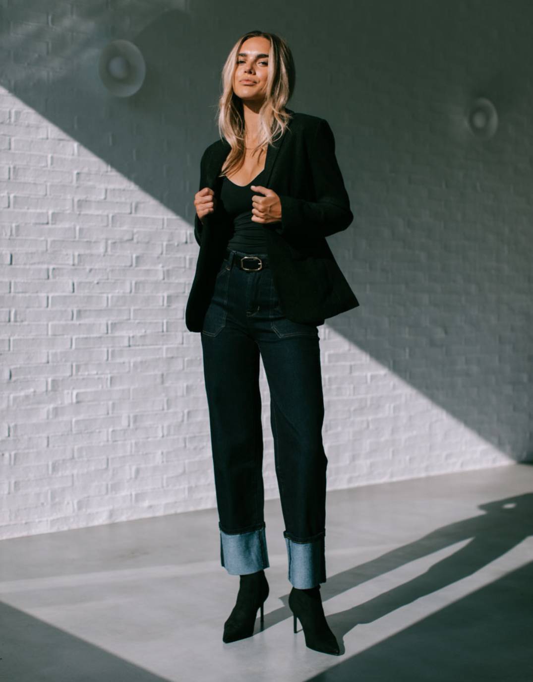 132-fashion-camryn-tailored-soho-blazer-black-womens-clothing