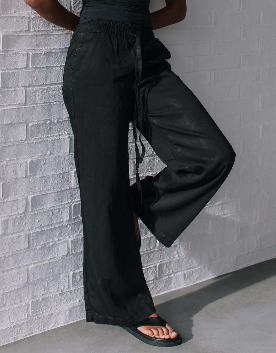 132-fashion-rae-drawstring-jean-black-womens-clothing