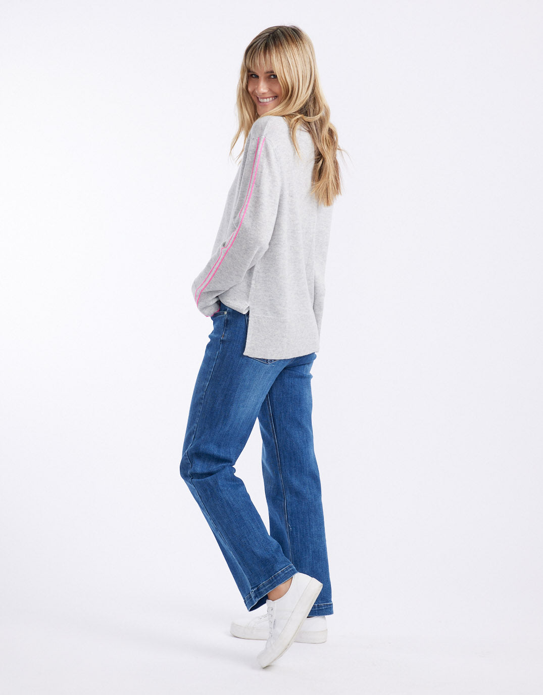 132-fashion-stretch-wide-leg-jean-dark-blue-wash-womens-clothing