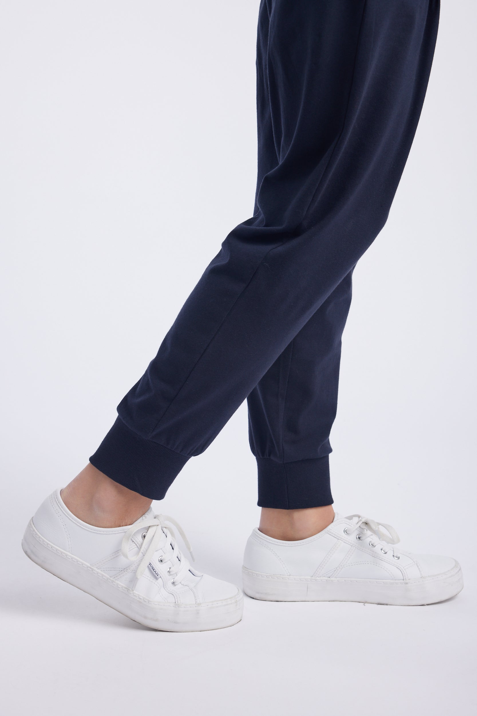 white-co-the-sunday-lounge-pant-navy-womens-clothing