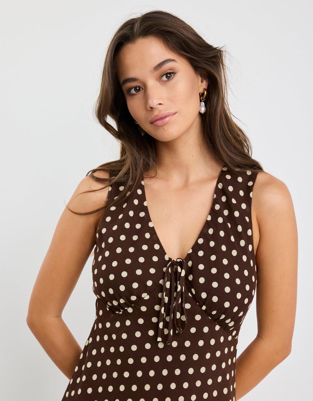 among-the-brave-infinity-sleeveless-bias-midi-dress-chocolate-polka-dot-womens-clothing