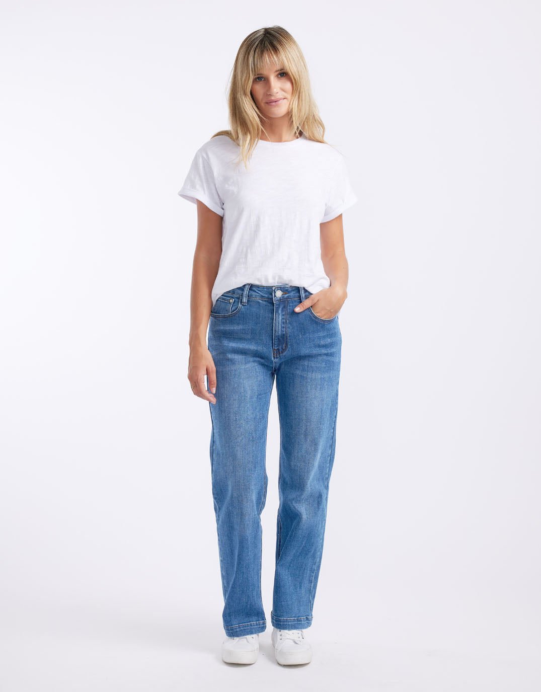 country-denim-stretch-straight-leg-jean-light-blue-womens-clothing