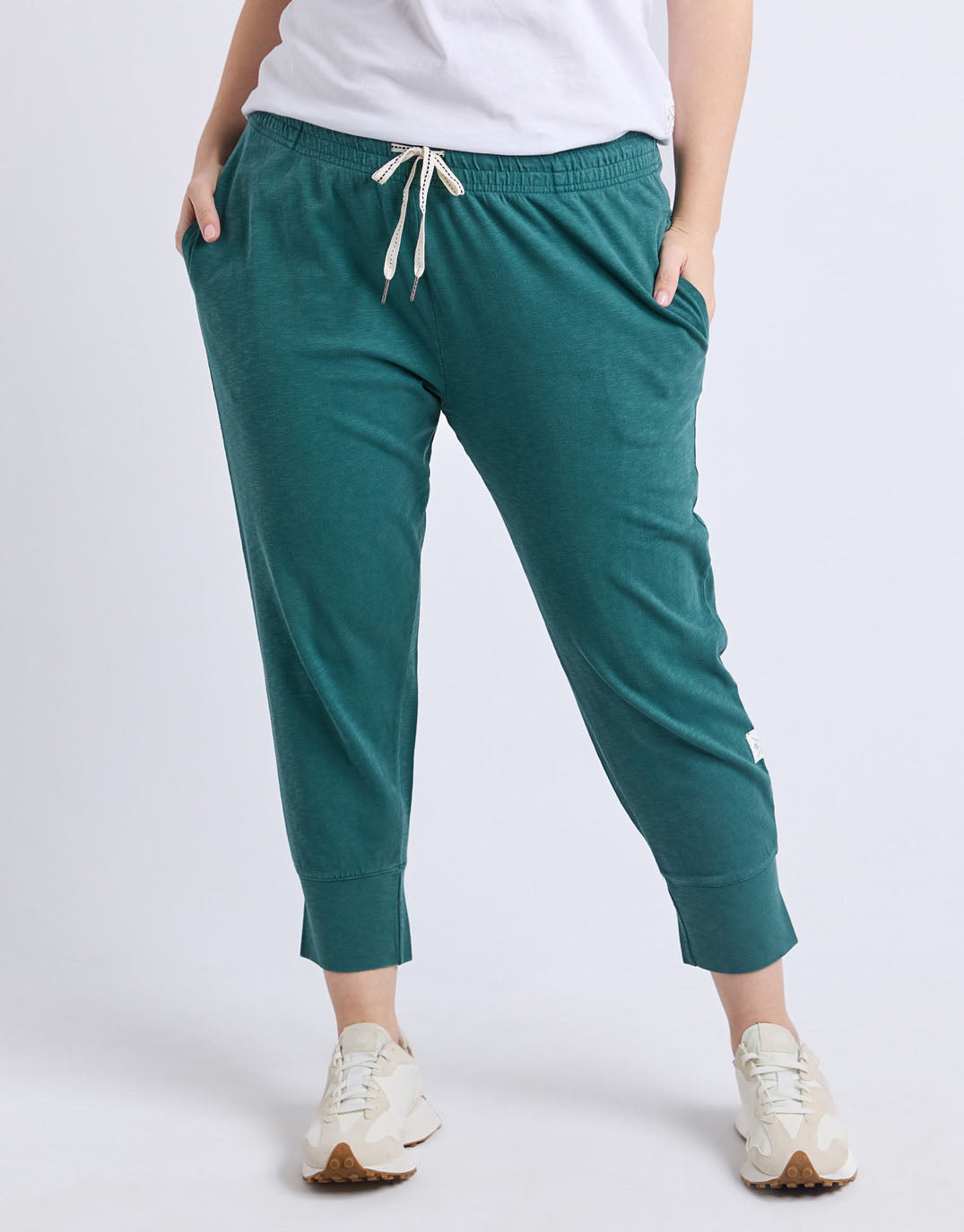 elm-3-4-brunch-pant-teal-womens-clothing