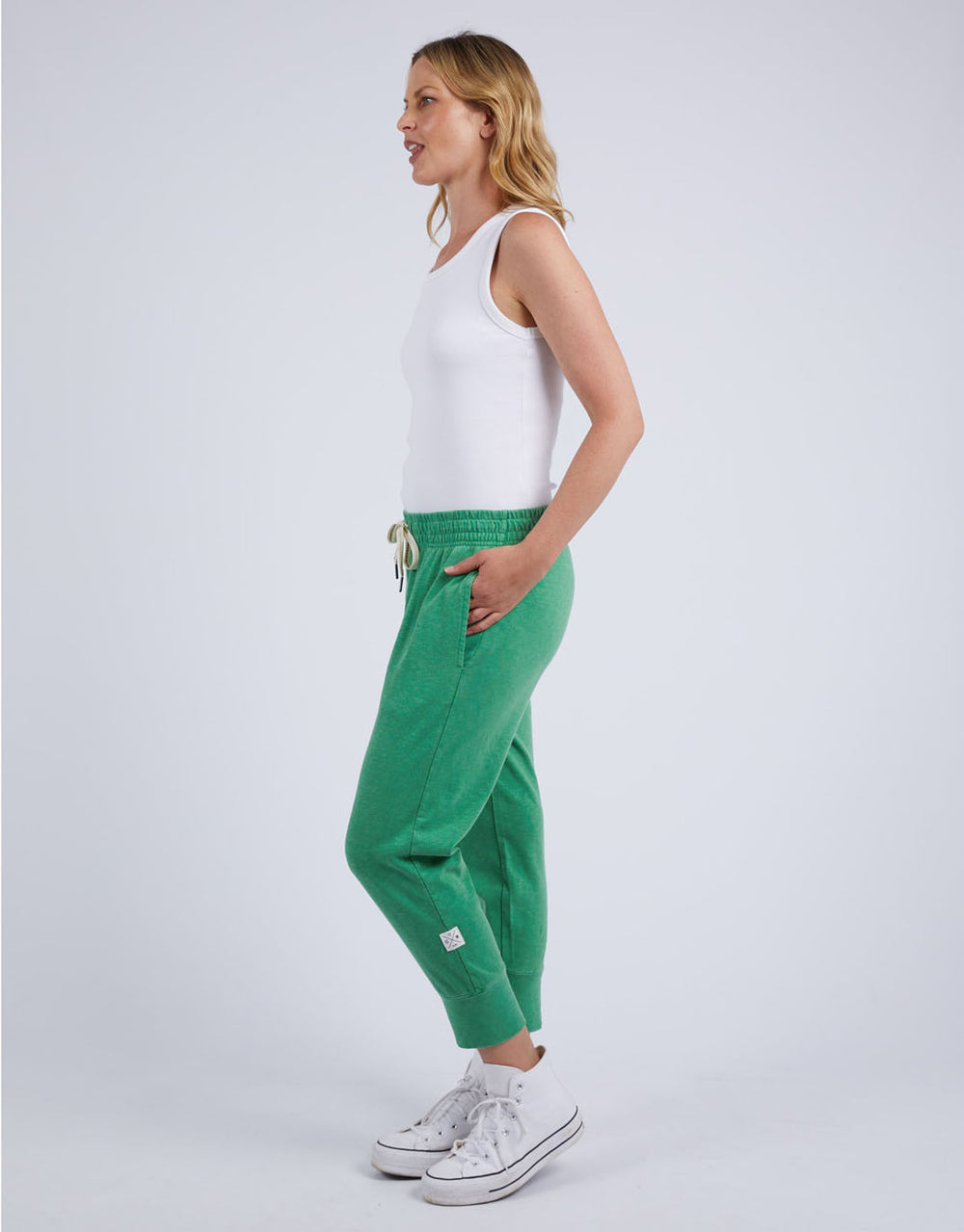 elm-3-4-brunch-pants-greenbriar-womens-clothing