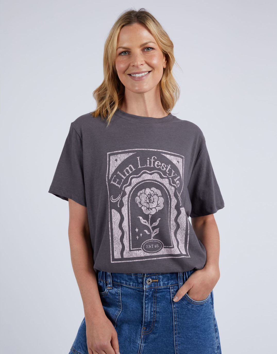 elm-accolade-tee-charcoal-womens-clothng