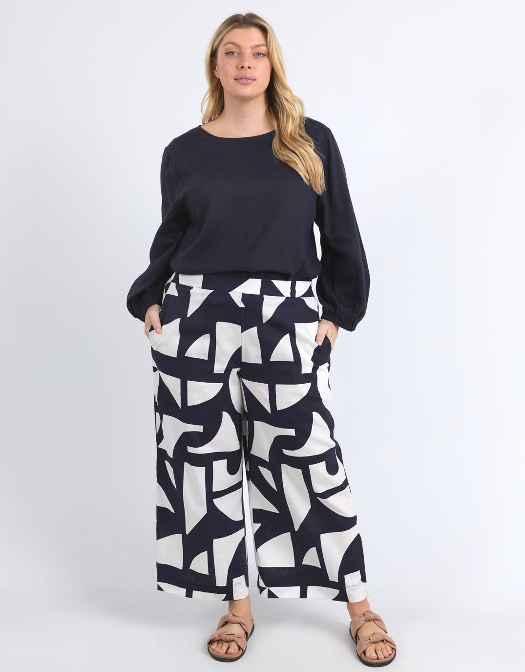 elm-dali-abstract-pant-midnight-abstract-print-womens-clothing