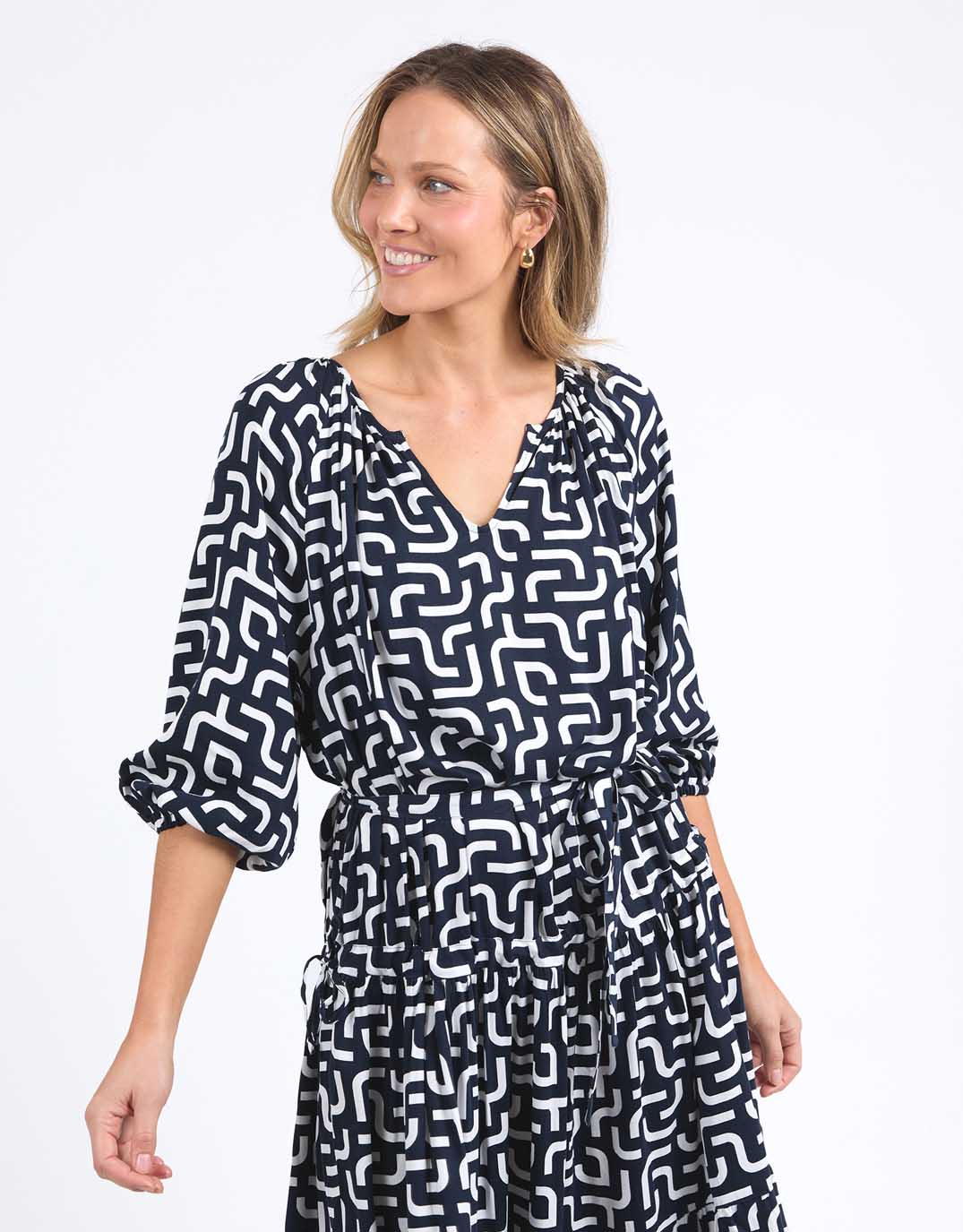 elm-gemma-geo-dress-navy-geo-print-womens-clothing