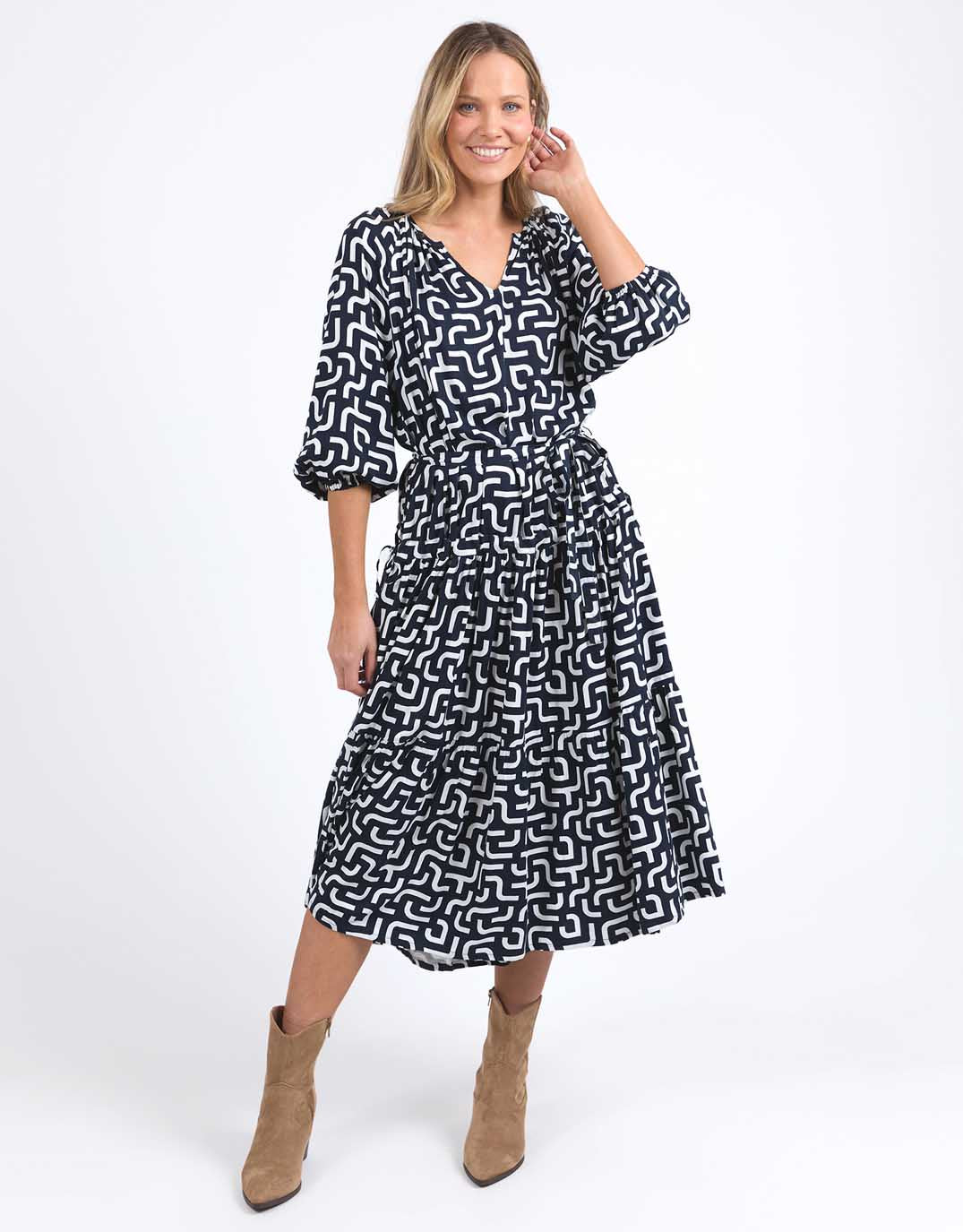 elm-gemma-geo-dress-navy-geo-print-womens-clothing
