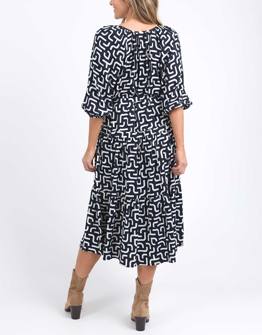 elm-gemma-geo-dress-navy-geo-print-womens-clothing