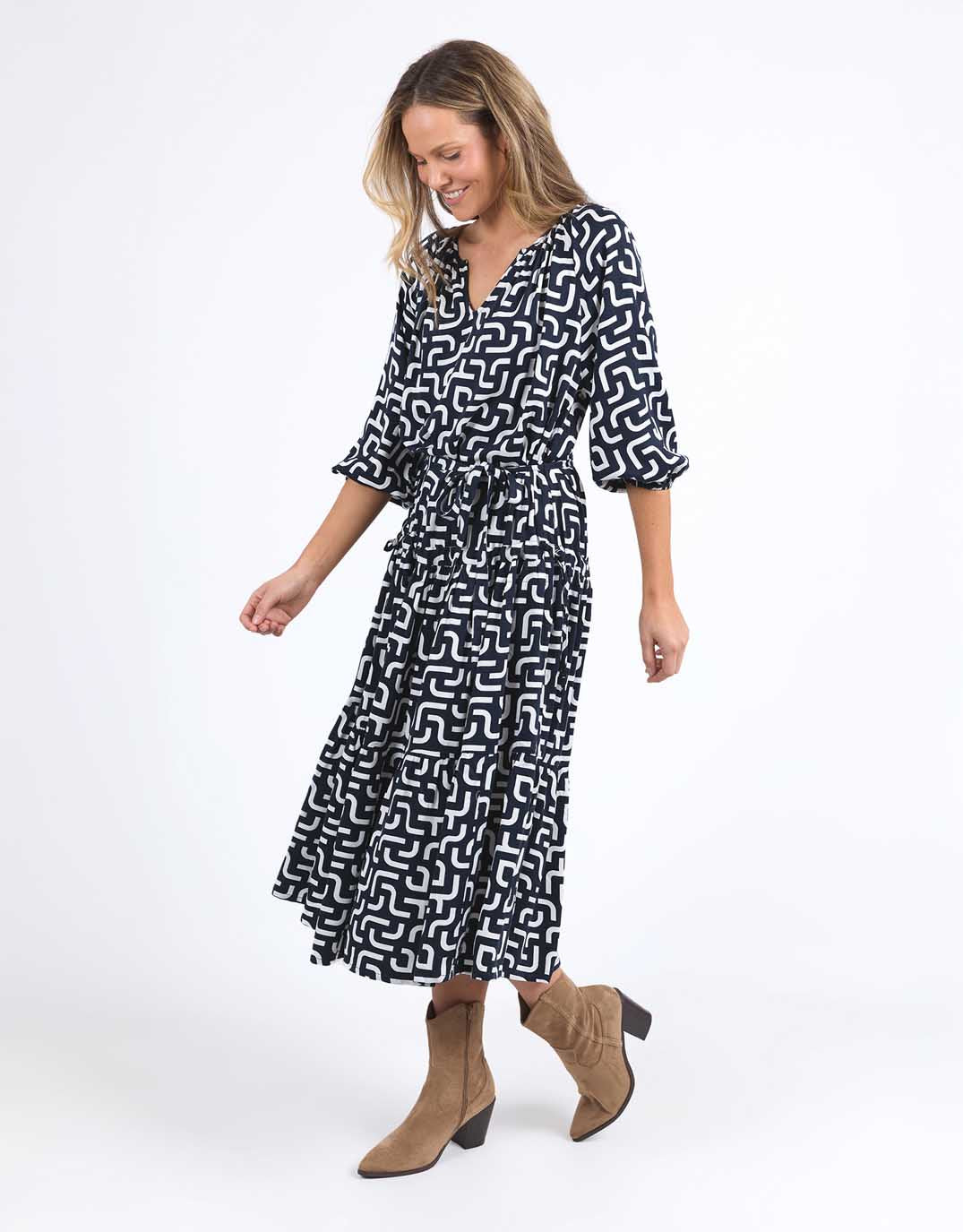 elm-gemma-geo-dress-navy-geo-print-womens-clothing