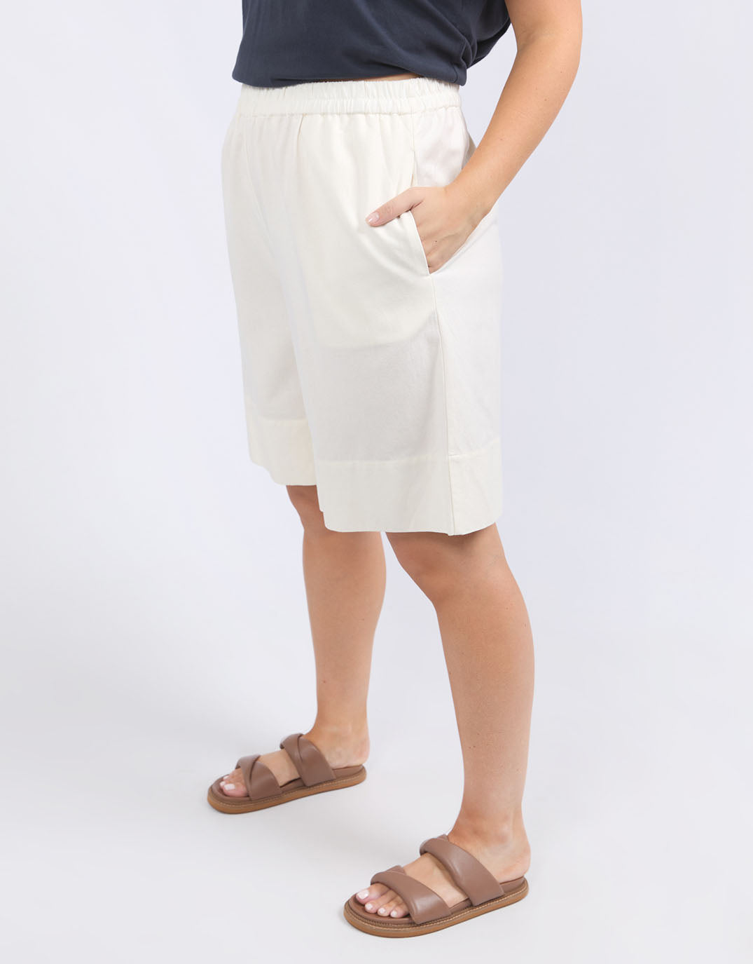 elm-ginny-short-marshmallow-womens-clothing