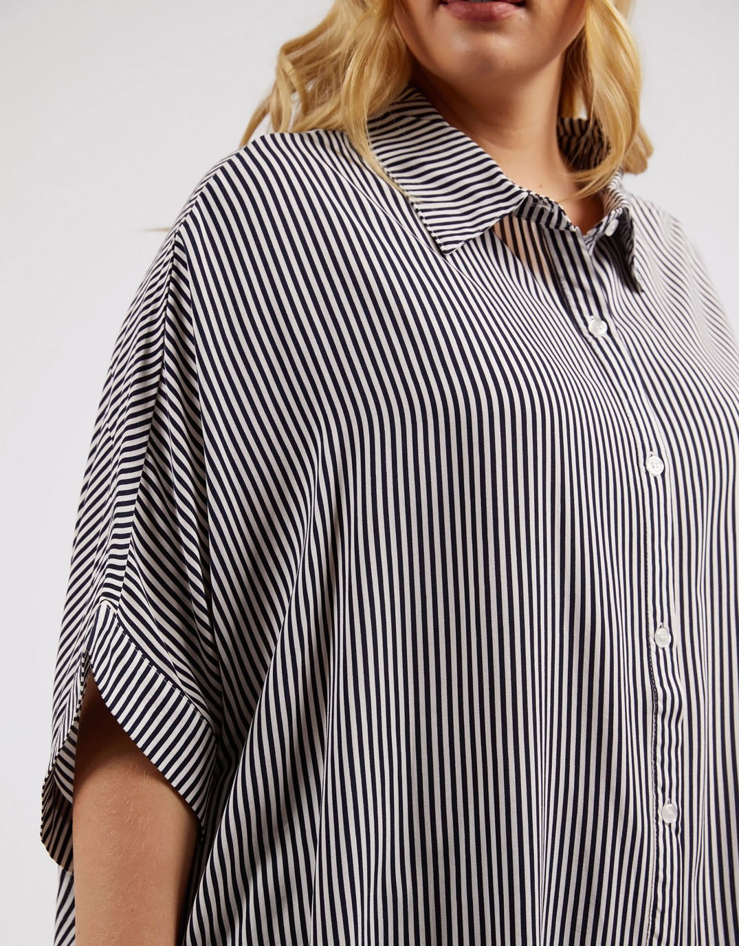 elm-luna-shirt-navy-womens-clothing