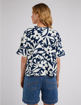 elm-stencil-floral-tee-naval-blue-floral-print-womens-clothing