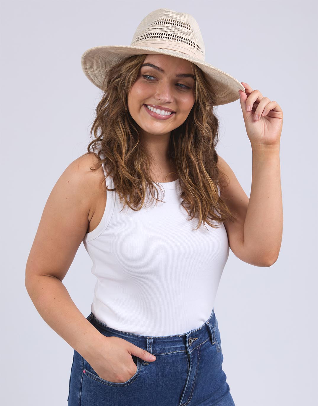 elm-tropic-hat-birch