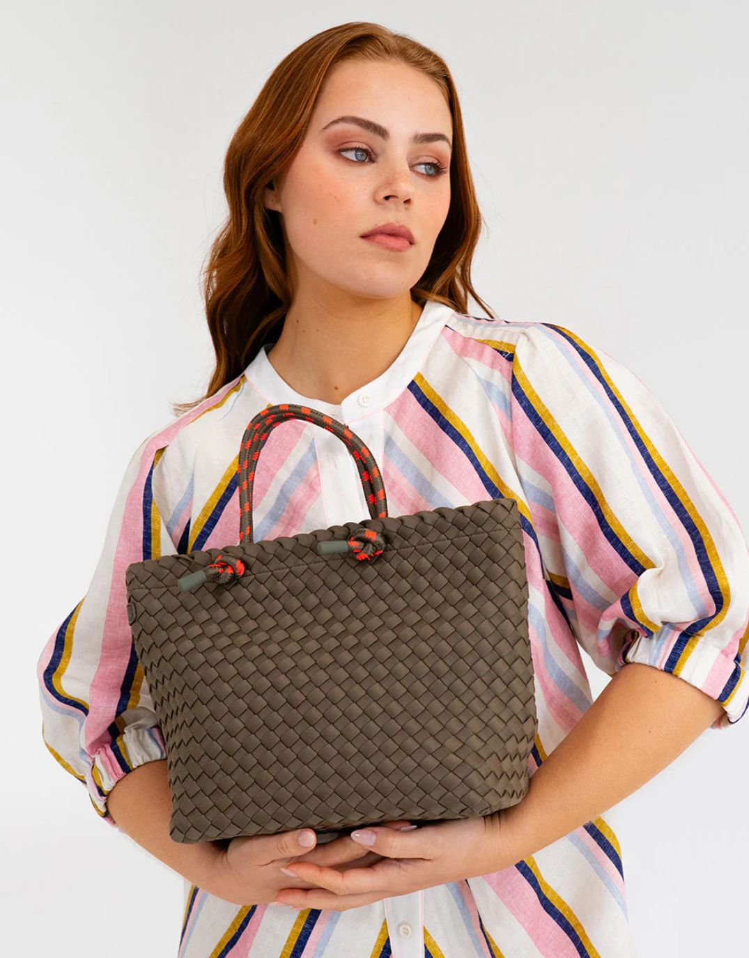 elms-king-michigan-tote-khaki-neo-plait