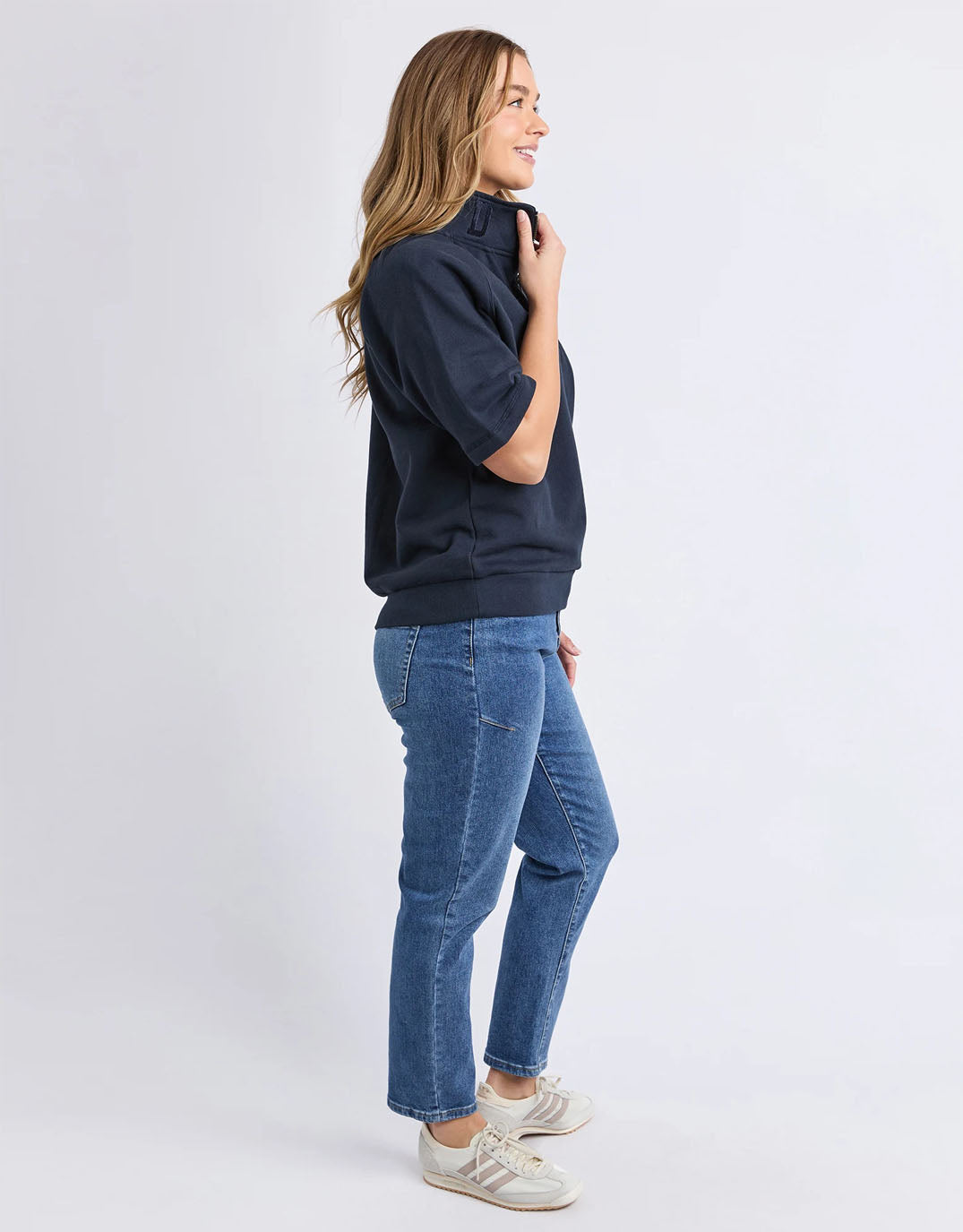 foxwood-piped-crew-solid-navy-womens-clothing