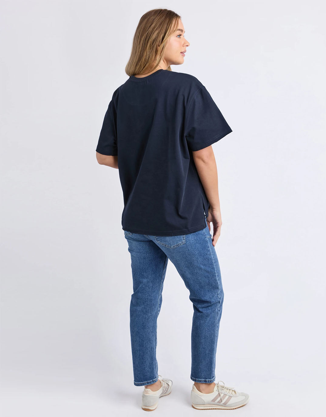 foxwood-pulse-tee-navy-womens-clothing