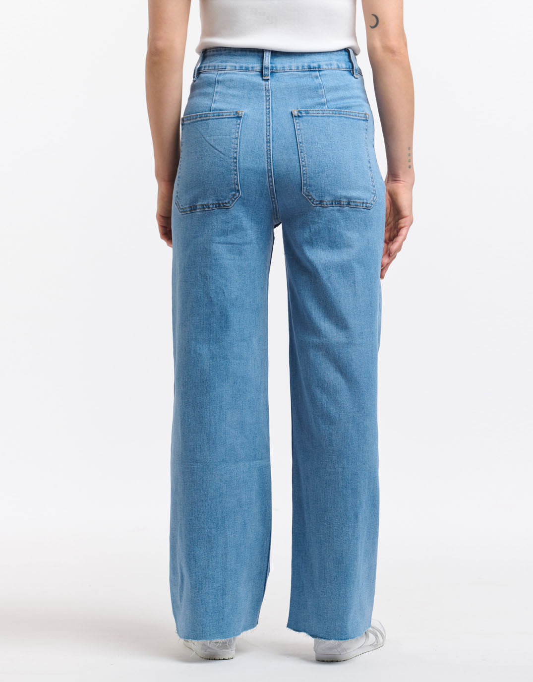 Eddie 7/8 Jean - Light Wash