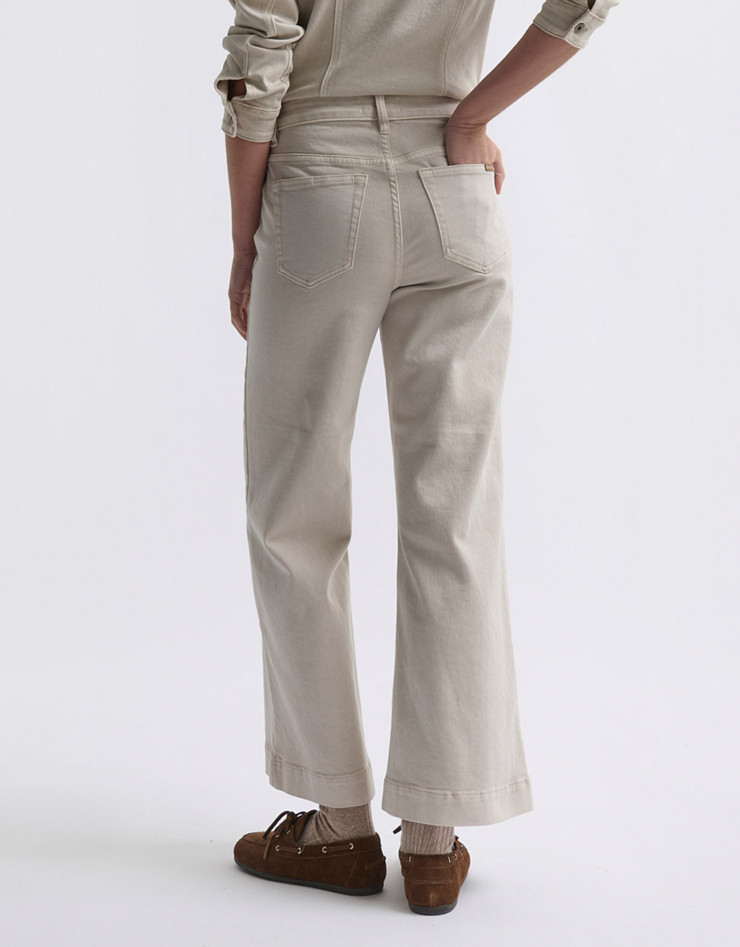 kireina-freya-welt-pocket-jean-sand-womens-clothing