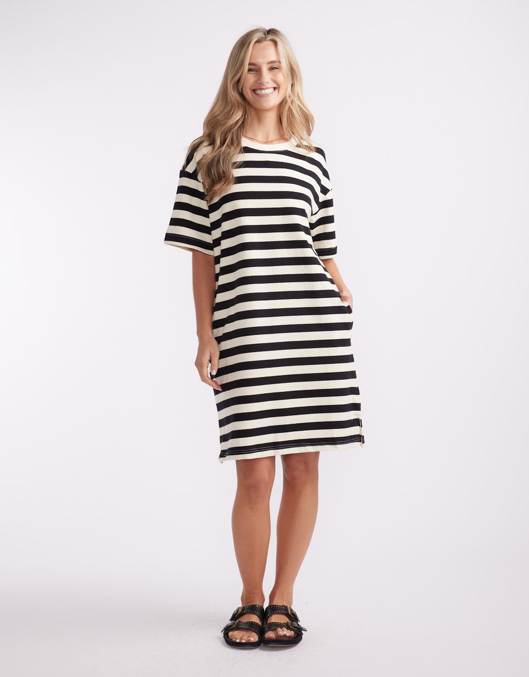 label-of-love-haven-short-sleeve-tee-dress-black-cream-womens-clothing