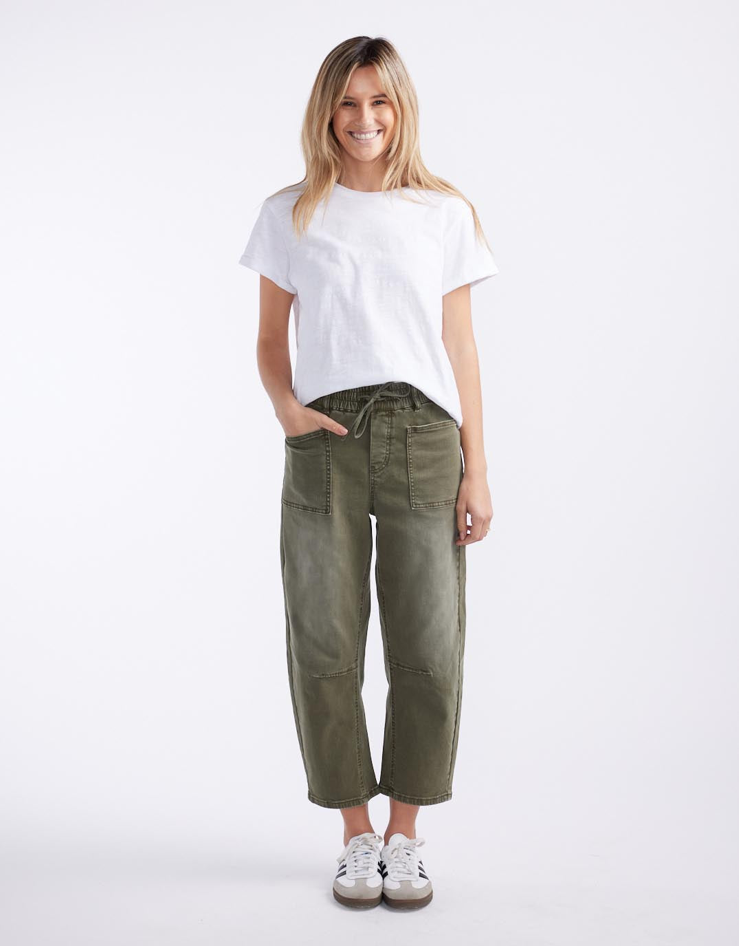 monaco-leo-barrel-jeans-khaki-womens-clothing