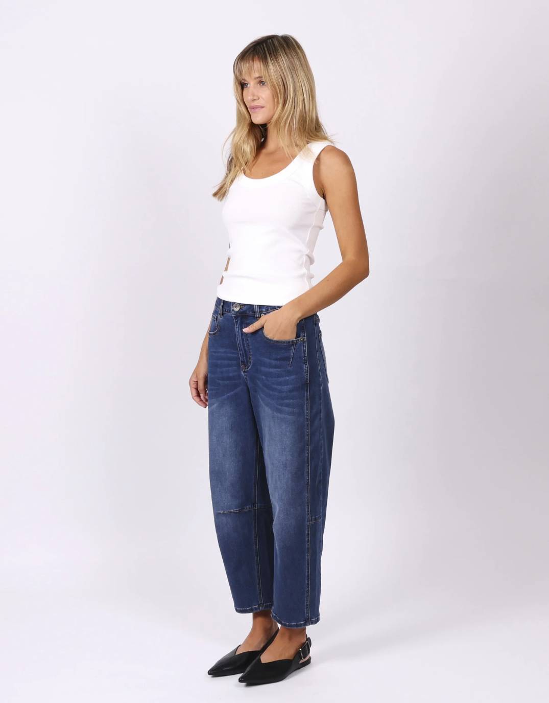 monaco-toni-barrel-jeans-dark-wash-womens-clothing