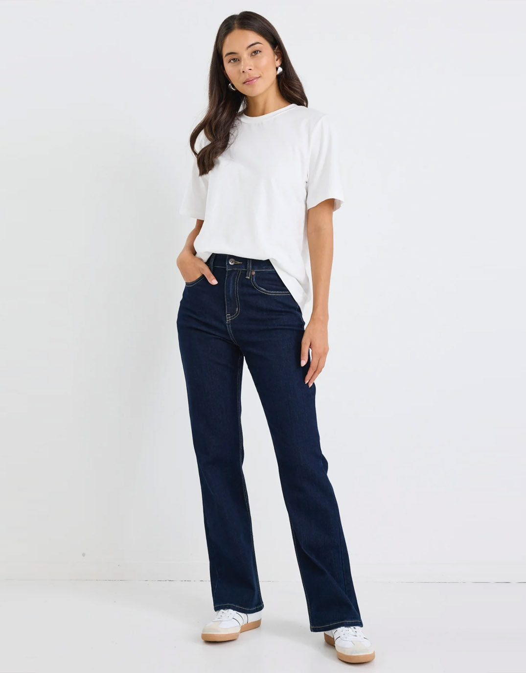 stories-be-told-farah-high-rise-soft-flare-jeans-indigo-womens-clothing