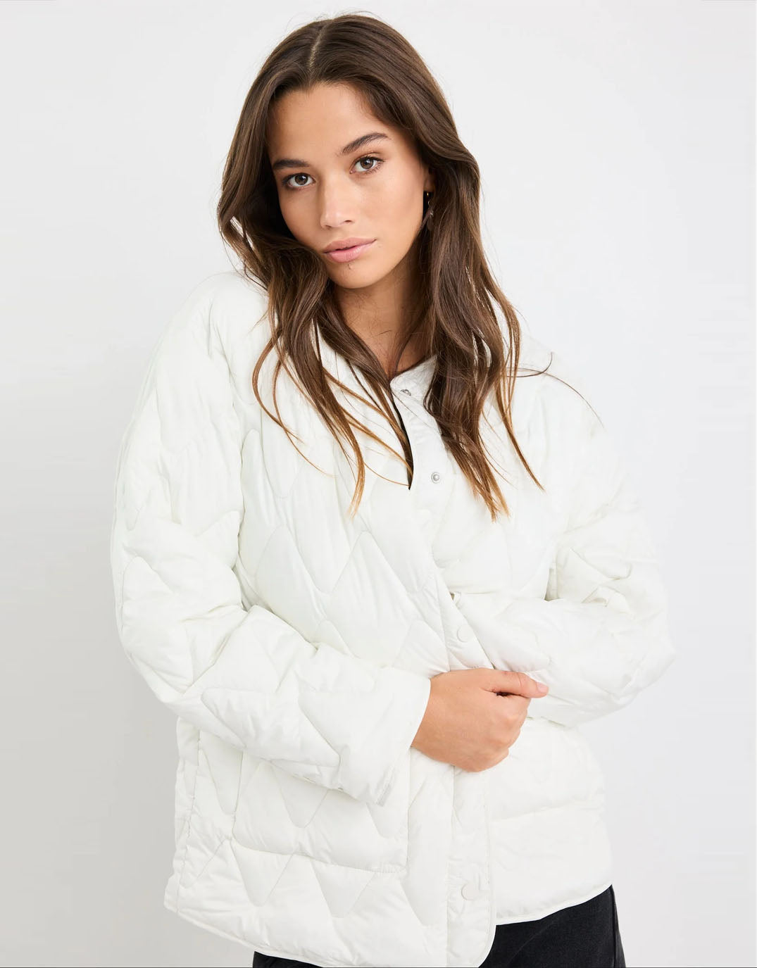 stories-be-told-frankly-puffer-jacket-ecru-womens-clothing