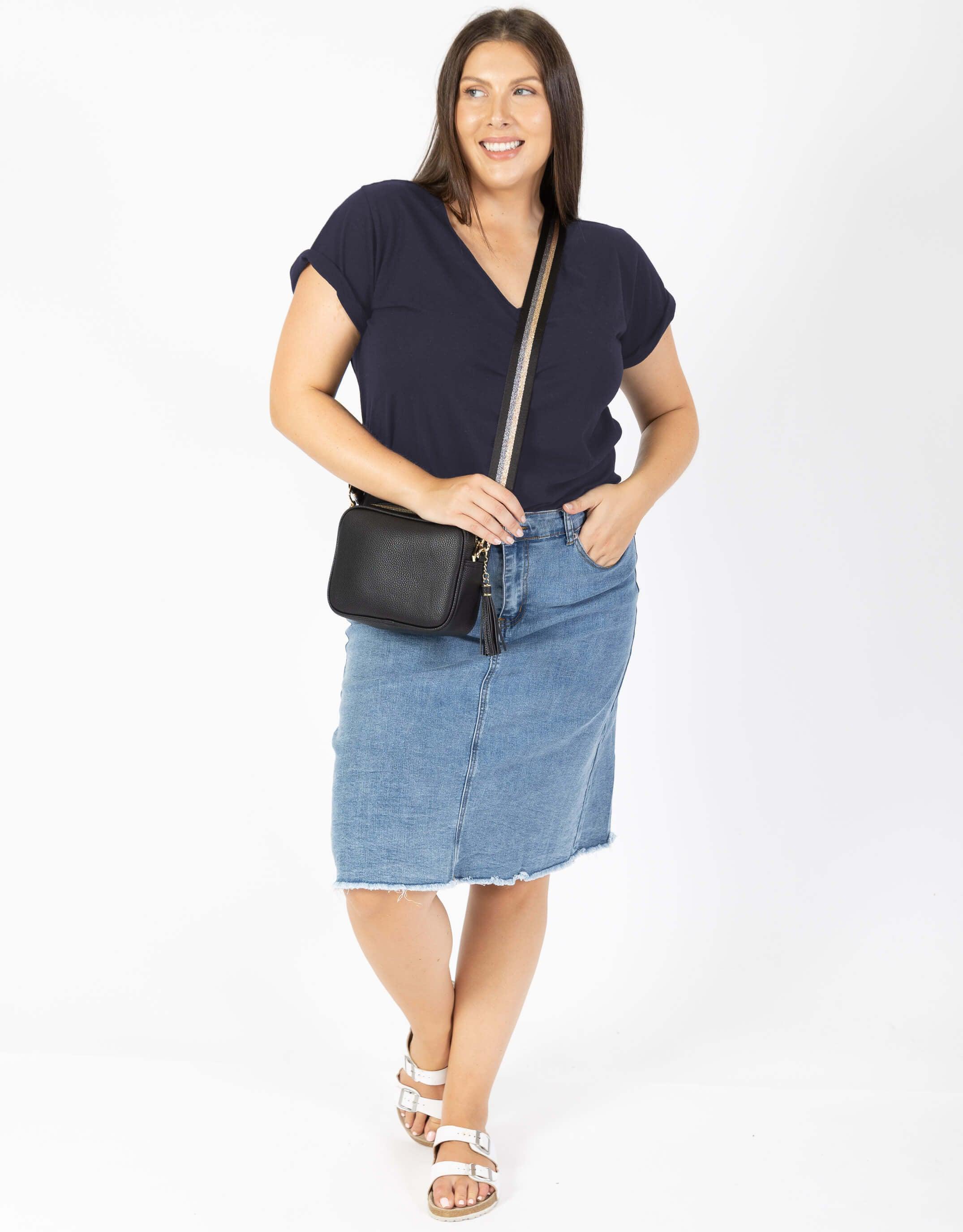 White & Co. - Original V Neck T-Shirt - Navy - White & Co Living Tops