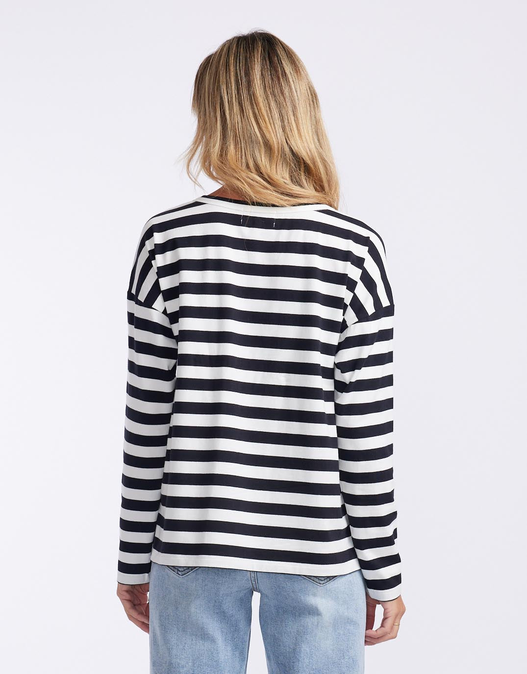 white-co-relaxed-long-sleeve-t-shirt-frenchie-stripe-womens-clothing