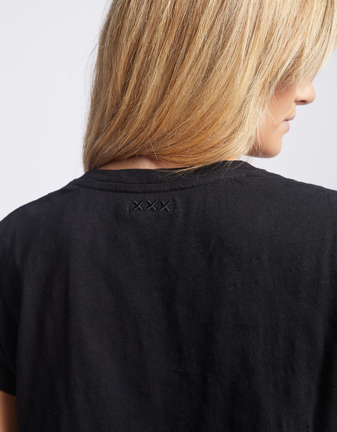 White & Co. - Turn Back T-Shirt - Black - White & Co Living Tees & Tanks