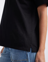 white-co-boyfriend-tee-black-womens-clothing