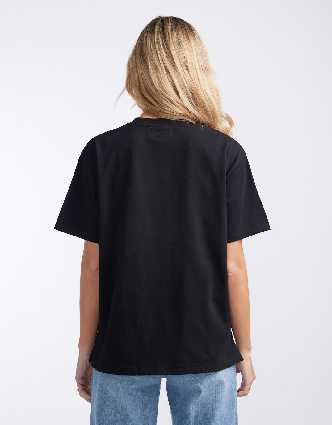 white-co-boyfriend-tee-black-womens-clothing