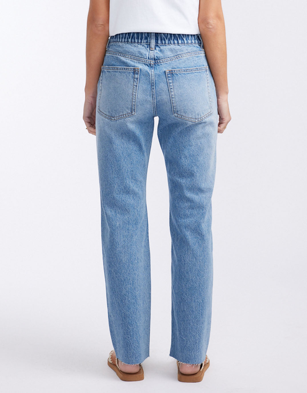 white-co-charlotte-straight-leg-jean-mid-wash-womens-clothing