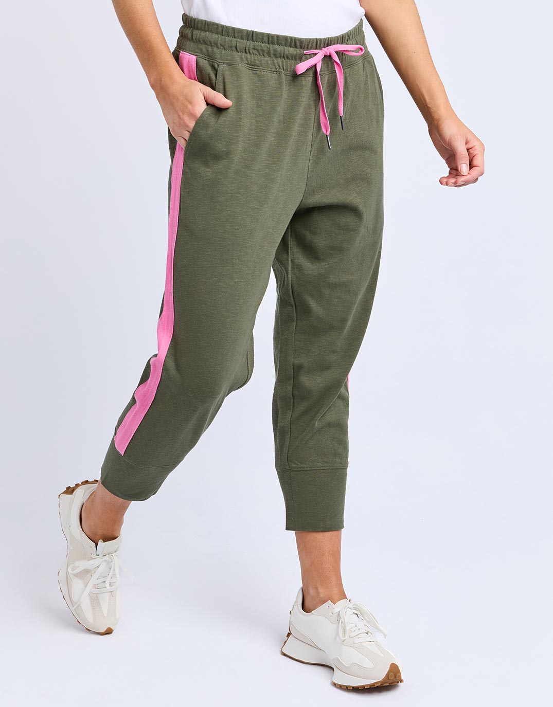 3/4 Brunch Pant Side Tape  - Clover