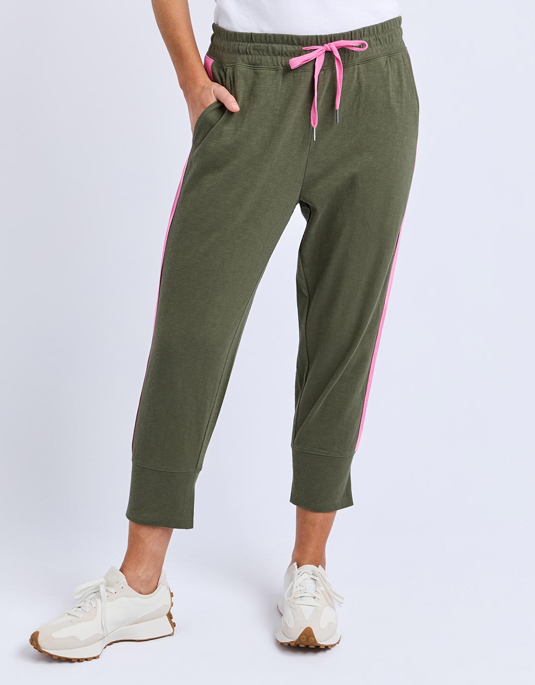 3/4 Brunch Pant Side Tape  - Clover