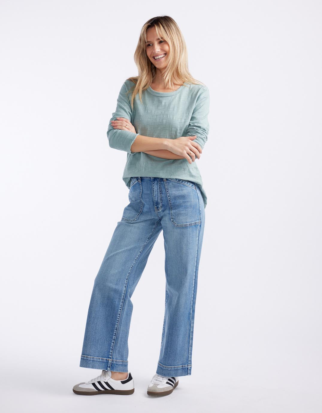 white-co-essential-scoop-hem-long-sleeve-t-shirt-sage-womens-clothing