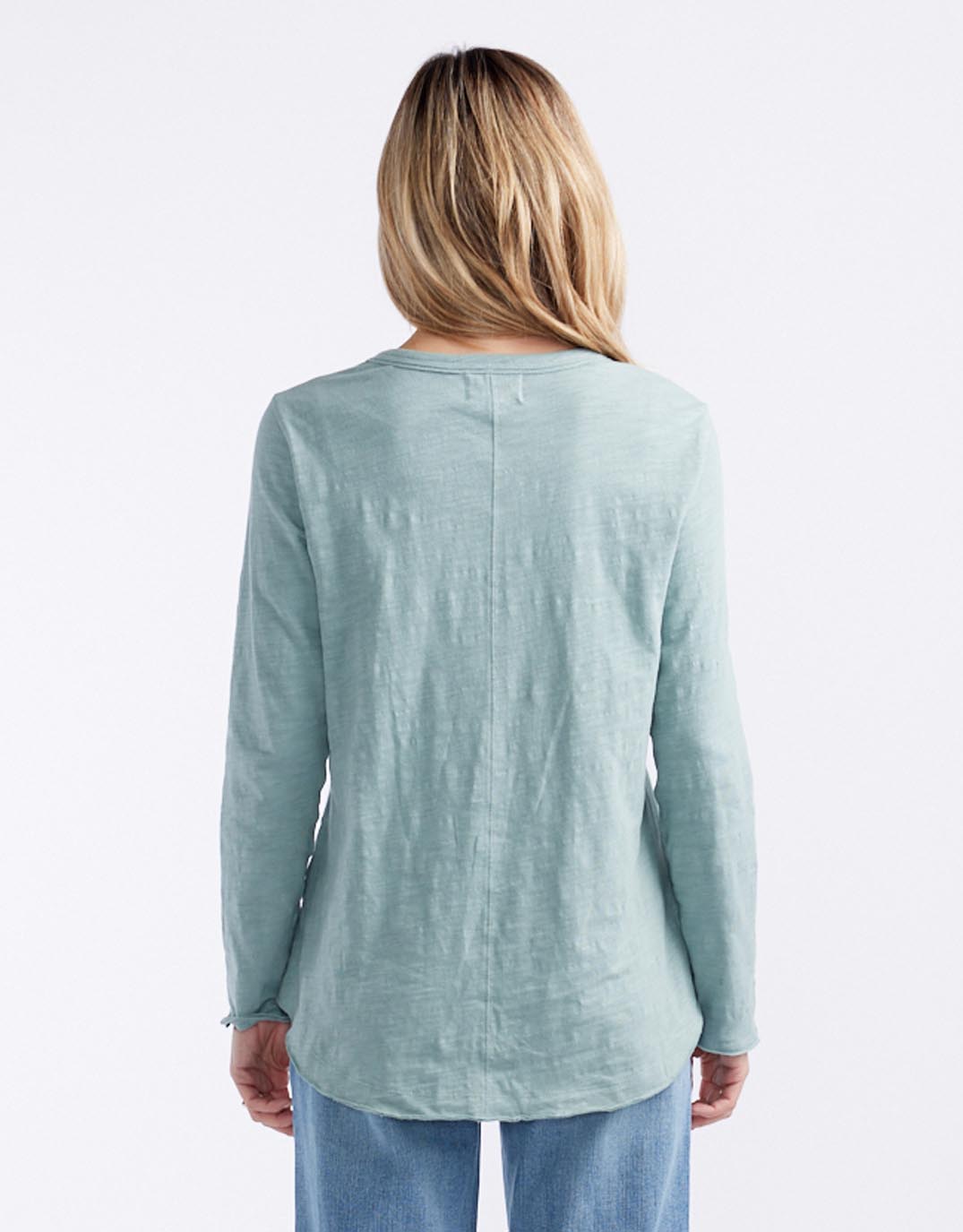 white-co-essential-scoop-hem-long-sleeve-t-shirt-sage-womens-clothing