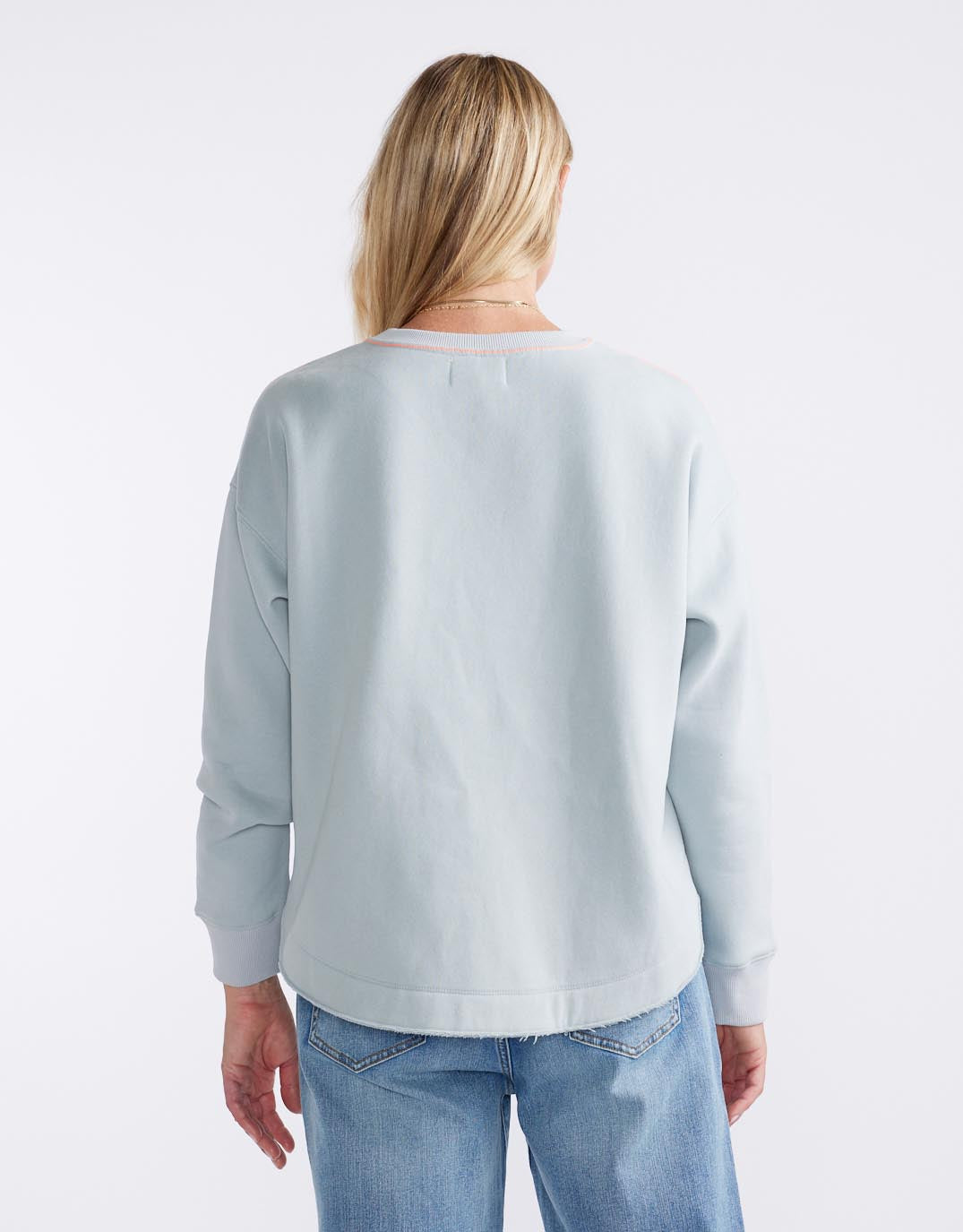 white-co-monogram-fleece-scoop-hem-sweat-light-blue-womens-clothing