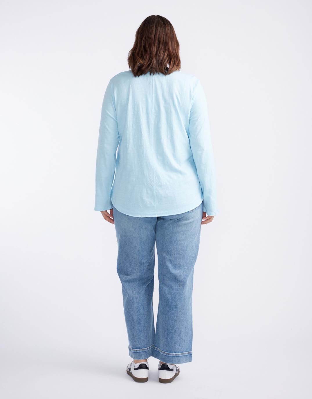 Essential Scoop Hem Long Sleeve T-Shirt - Ice Blue