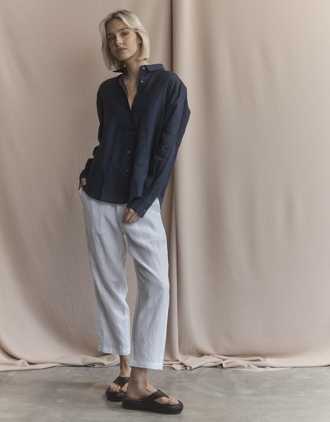 Katie Linen Shirt - Navy