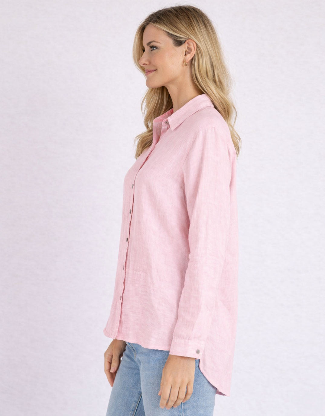 worthier-veya-linen-shirt-soft-pink-womens-clothing