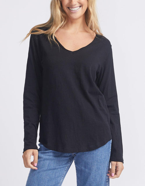 paulaglazebrook. - Original V-Neck Long Sleeve T-Shirt - Black - paulaglazebrook Tops