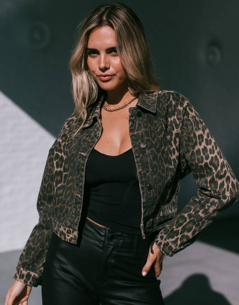 132-fashion-reese-stretch-denim-jacket-chocolate-leopard-womens-clothing