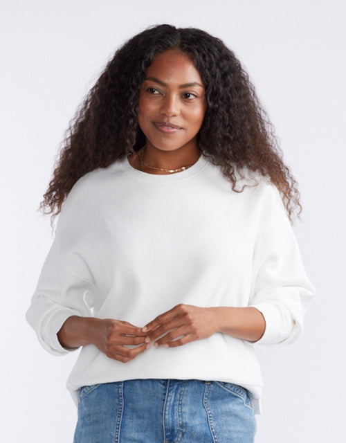 The Lounger Fleece Crew - White