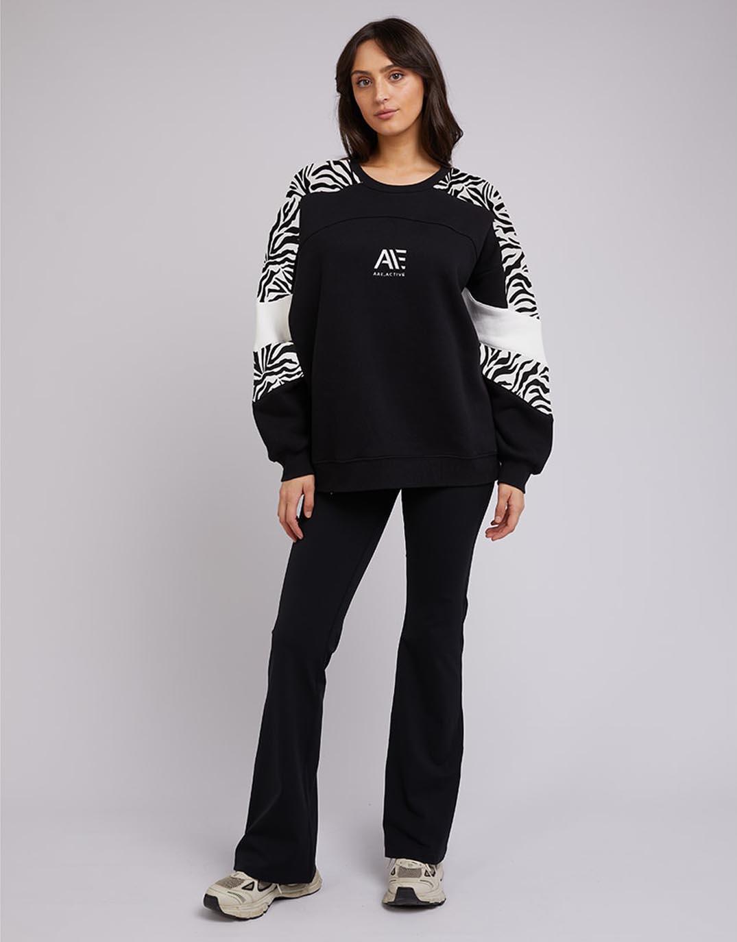 All About Eve - Parker Panelled Crew - Black - paulaglazebrook Jumpers
