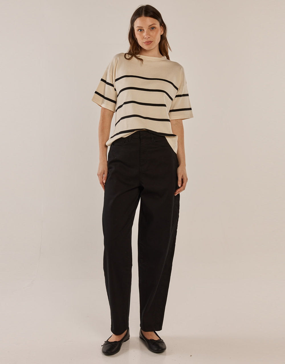 betty-basics-barrel-leg-chino-black-womens-clothing