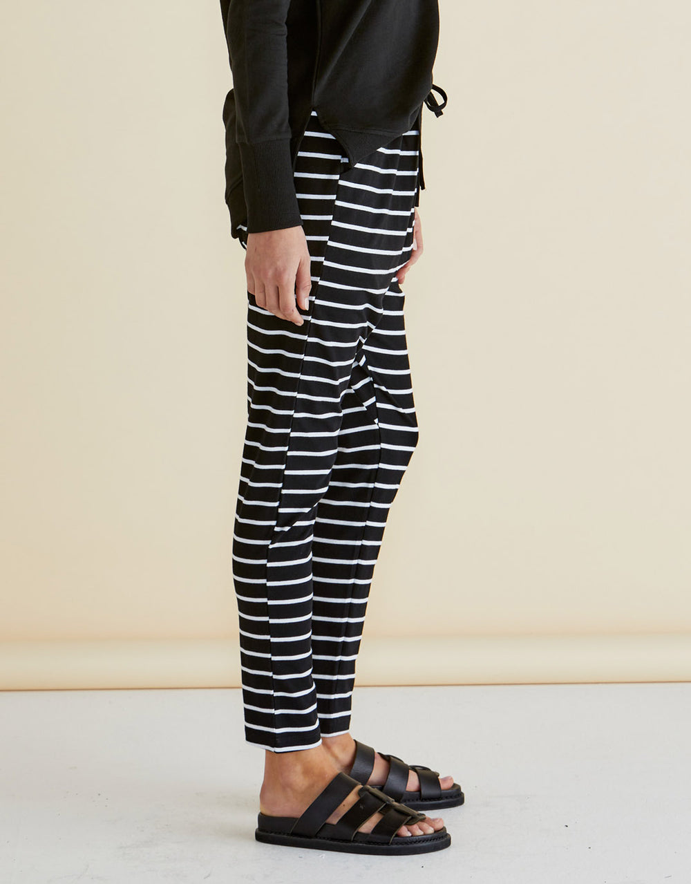 betty-basics-jade-lounge-pants-black-white-stripe-womens-clothing