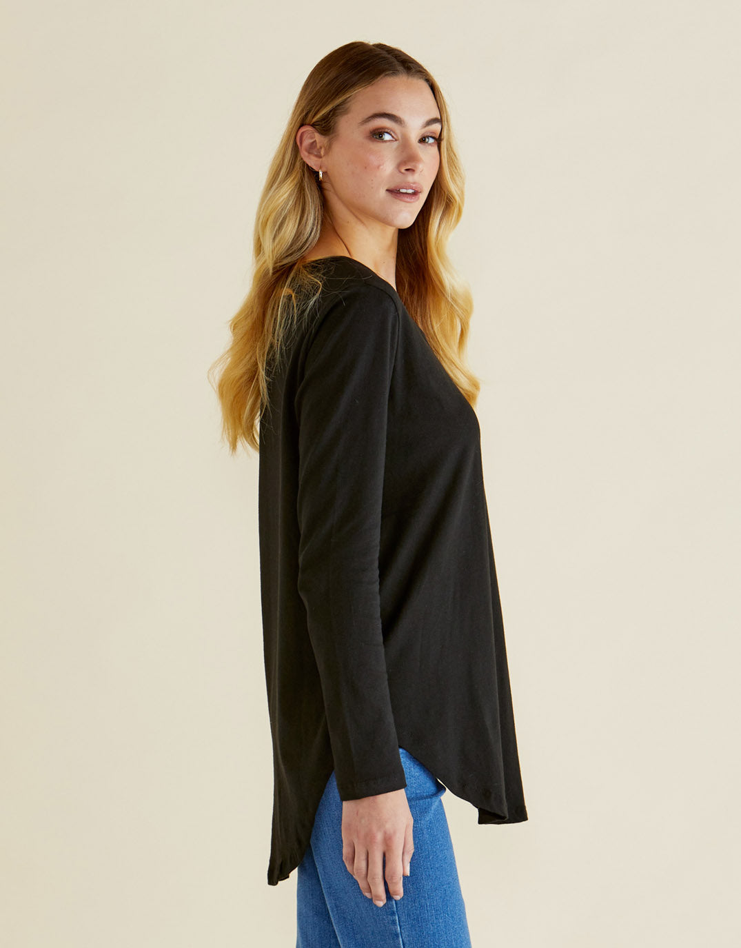 betty-basics-megan-long-sleeve-top-black-womens-clothing